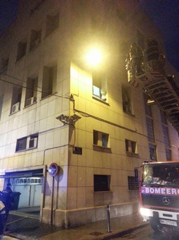 Incendio en la sala de calderas del edificio de la Delegación del Gobierno