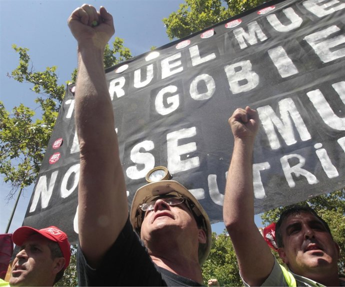 Protestas En Defensa Del Carbón
