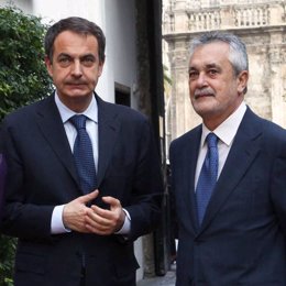 Zapatero y Griñán en el consejo de ministros de Sevilla