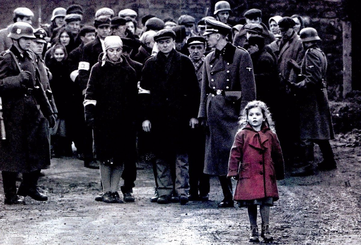 Calificación Alojamiento interior El trauma de la niña del abrigo rojo de la 'La lista de Schindler'