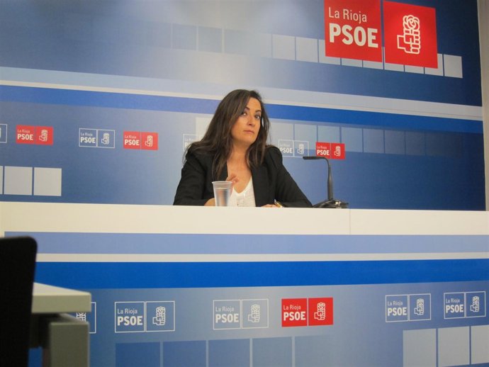 La secretaria de Agricultura del PSOE de La Rioja, Concha Andreu