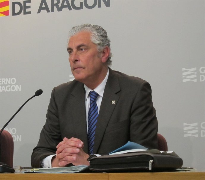 El consejero de Política Territorial e Interior de Aragón, Antonio Suárez