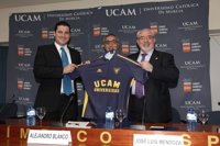 El palista gallego David Cal ficha por la Universidad Católica de Murcia