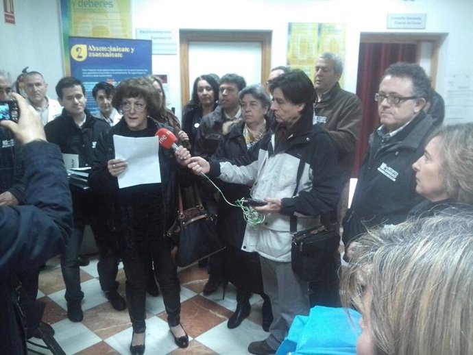 Trabajadores sanitarios se encierran contra los recortes