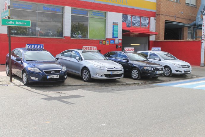 Imagen de archivo sobre coches de ocasión en venta.