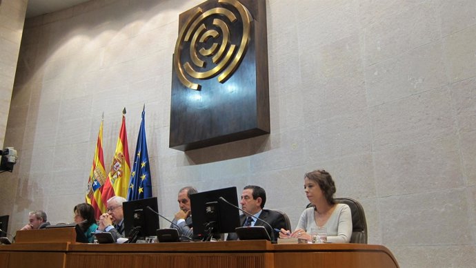 Las Cortes celebran sesión plenaria