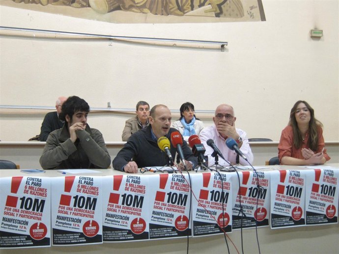 Rueda de prensa de la Cumbre Social de Navarra.