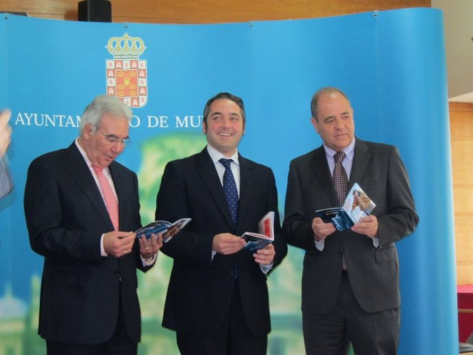 Egidos, Gómez y Ayuso