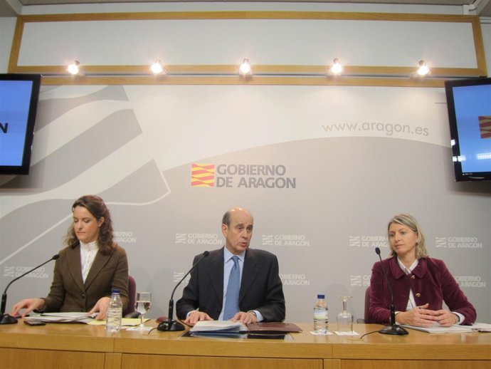 Belén Corcoy, Rafael Fernández de Alarcón y  Cristina Gavín.