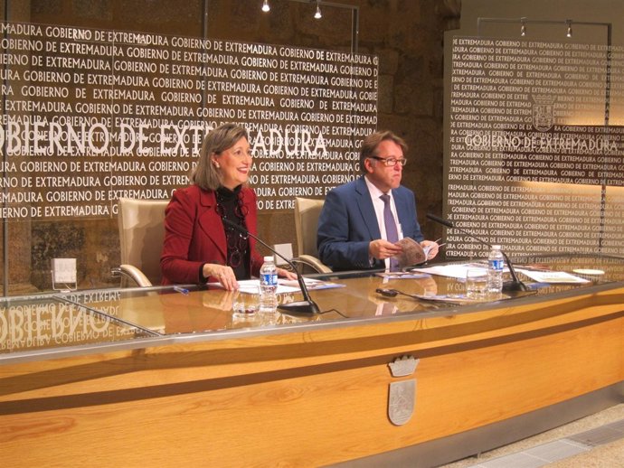 Trinidad Nogales y Víctor del Moral