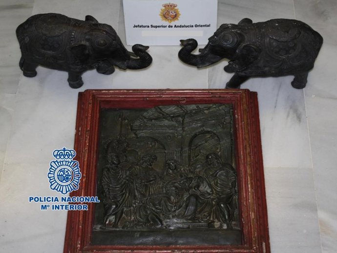 Obras de arte robadas en una oficina de la capital