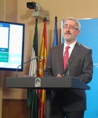 Ávila niega la relación entre las presuntas irregularidades en fondos públicos con el nivel de desempleo en Andalucía