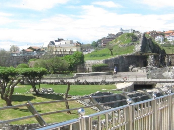 Zoológico, Minizoo De La Magdalena