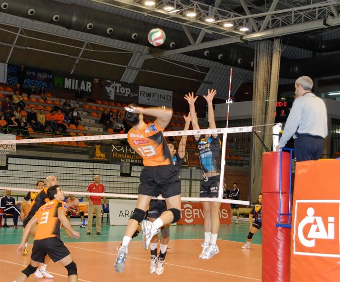 CAI Voleibol Teruel y Cajasol Juvasa
