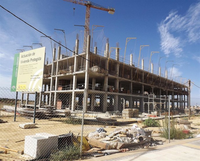 Esqueleto de las VPO de Tomares.