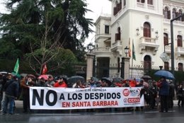 Trabajadores de Santa Bárbara concentrados en Granada