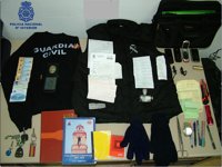 Detenidos los tres miembros de una banda dedicada supuestamente a distribuir falsos carnés de conducir