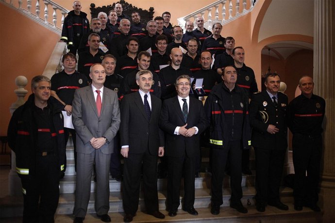 El Alcalde de Sevilla, Juan Ignacio Zoido, presidiendo la entrega de medallas
