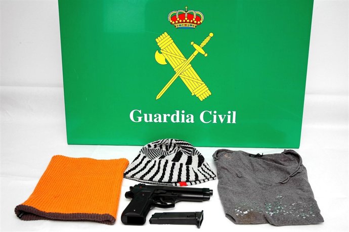 Efectos intervenidos a atracador de Poio (Pontevedra)