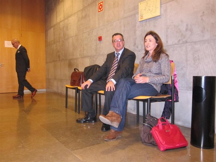 Migoya y Madera, antes de declarar en los juzgados.