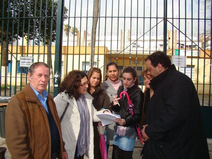 Eva Patricia Bueno visita el centro infantil Santa Catalina de Sevilla