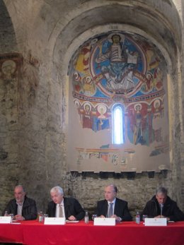 Presentación de una proyección para reemplazar pinturas de Sant Climent de Taüll