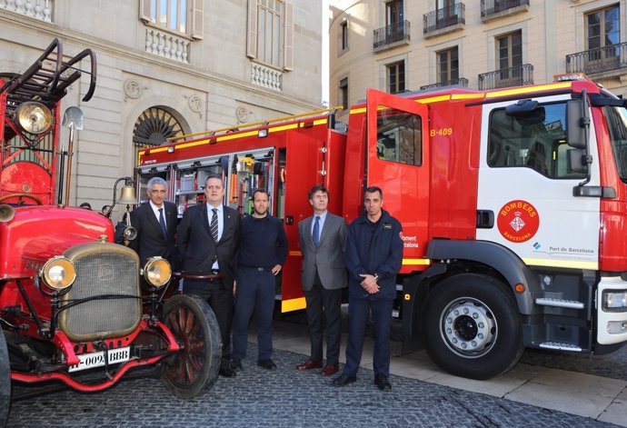 Nuevo camión de Bomberos de Barcelona para grandes incendios y riesgos químicos