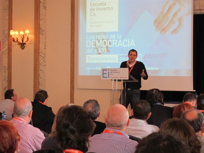 Albert Rivera inaugura la Escuela de Inverno de C's
