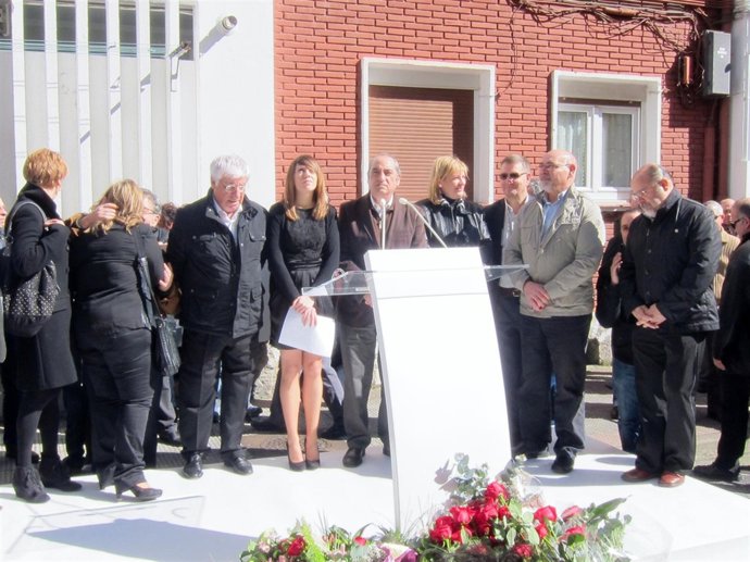 Homenaje a Isaías Carrasco.