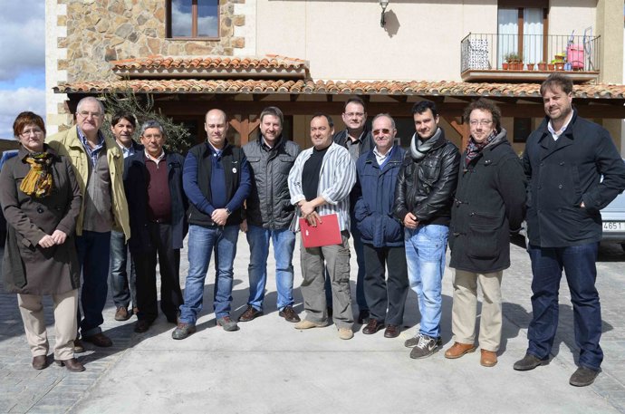 Visita de dirigentes de CHA a la localidad de Sediles.