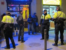 Redada En El Barrio Barcelonés Del Raval