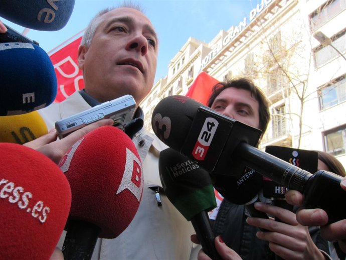 Pere Navarro en la manifestación contra el paro y la corrupción