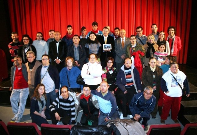 Usuarios con discapacidad intelectual de la Fundación Los Albares 