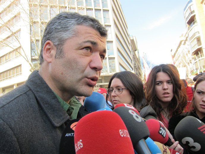 Oriol Amorós ERC manifestación contra el paro y la corrupción