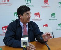 Valderas llama a IU a organizarse para llegar "más allá" que Chávez en Venezuela