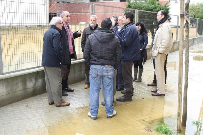 Torrijos con vecinos de la zona