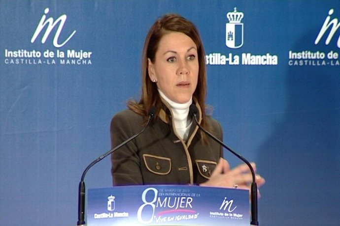 Cospedal: "La igualdad está en la capacidad de decidir"