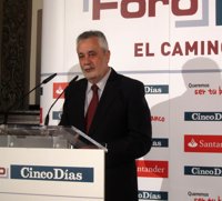 Griñán pide una explicación en los órganos del partido por el apoyo inicial del PSOE a la moción de Ponferrada