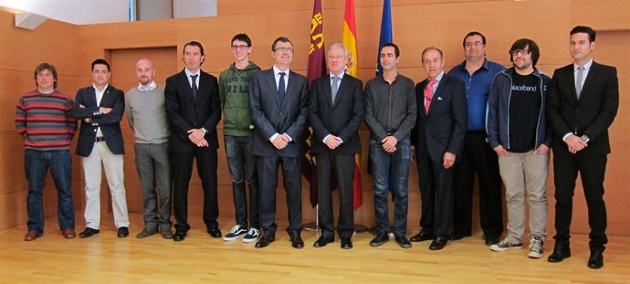 Encuentro con los ganadores de los Premios Emprendedores del Mes del año 2012