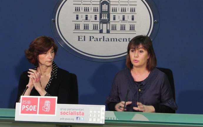 Isabel Oliver y Francina Armengol