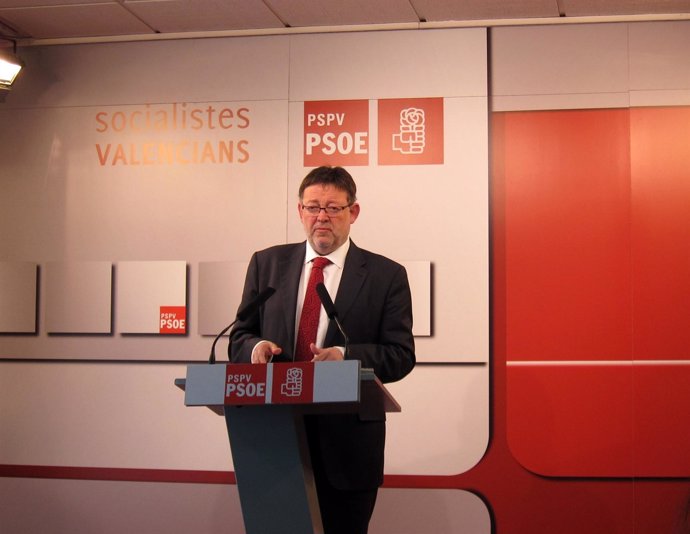Secretario general del PSPV, Ximo Puig