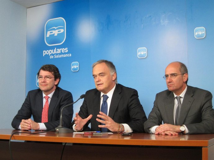 Fernández Mañueco, González Pons y Javier Iglesias