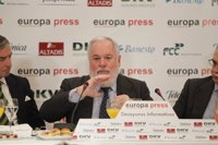 Arias Cañete dice que ley de la cadena alimentaria estará lista en primavera sin que tenga impacto en precios