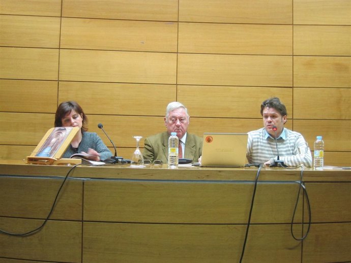 Presentación del libro del XXV aniversario del Museo romano