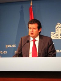 Ciscar dice que la anulación del aval a la fundación del Valencia puede cambiar significativamente el panorama del club