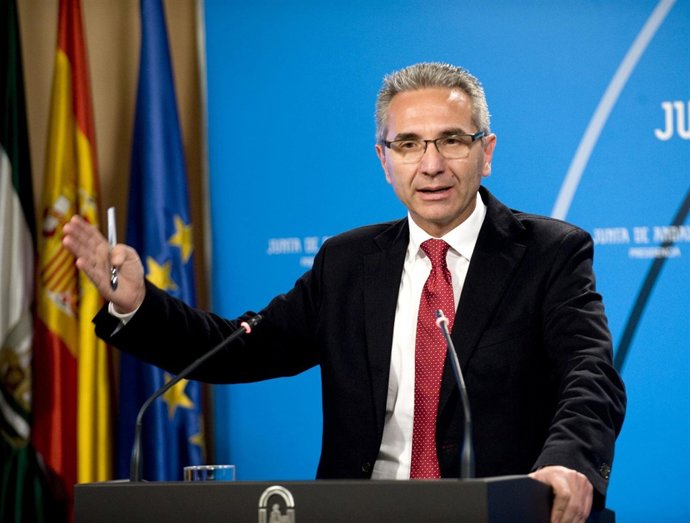 Miguel Ángel Vázquez, en rueda de prensa tras el Consejo de Gobierno