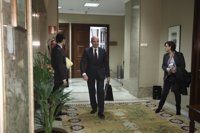 De Guindos afirma que el Gobierno usará las entidades nacionalizadas para hacer llegar crédito a las pymes