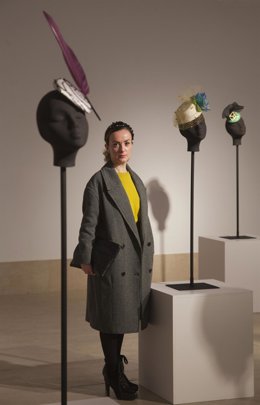 Marián Pacheco muestra 'Tocados por el Arte'