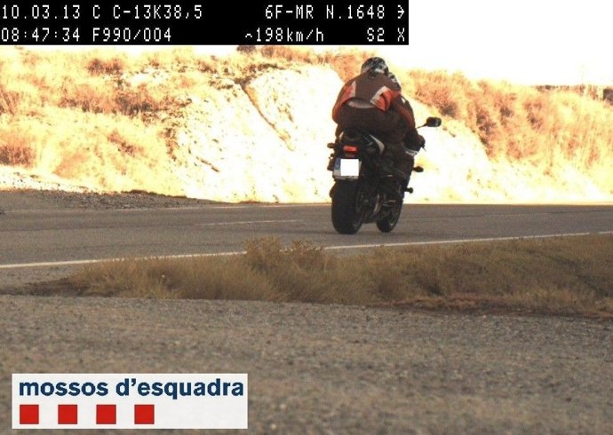 Motorista a 198 km/h en la C-13 en un tramo limitado a 90