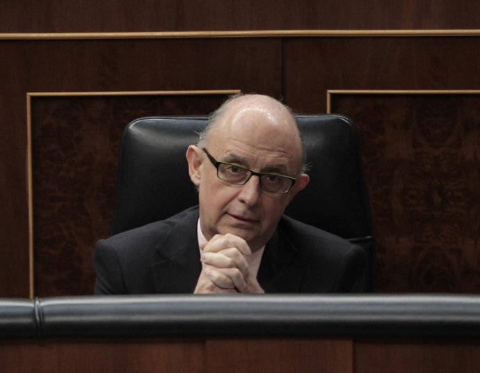 Cristóbal Montoro, ministro de Hacienda